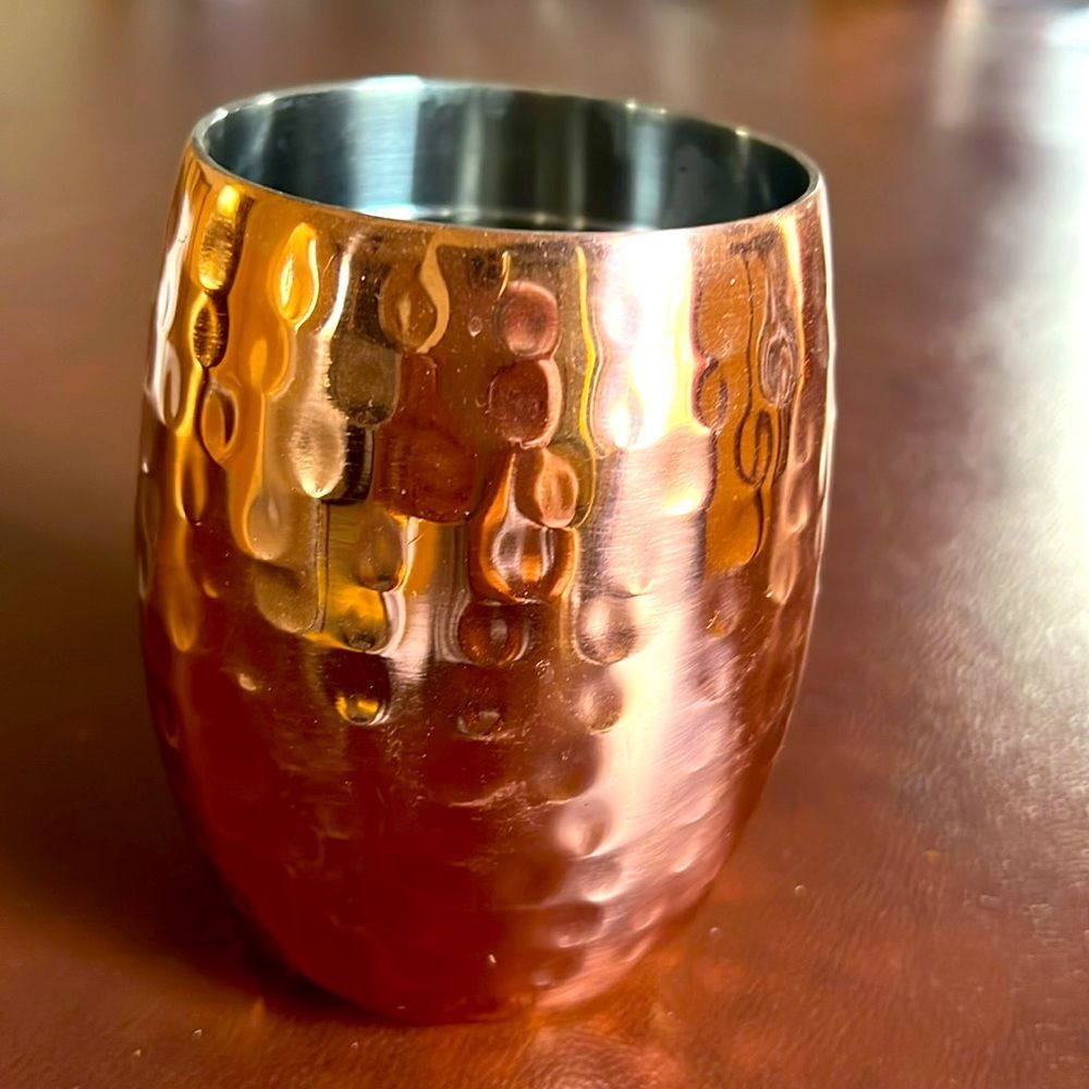 Hammered Copper Stemless Wine Tumblers Mugs Two Insulated 5” Tall 3” Wide NWOT